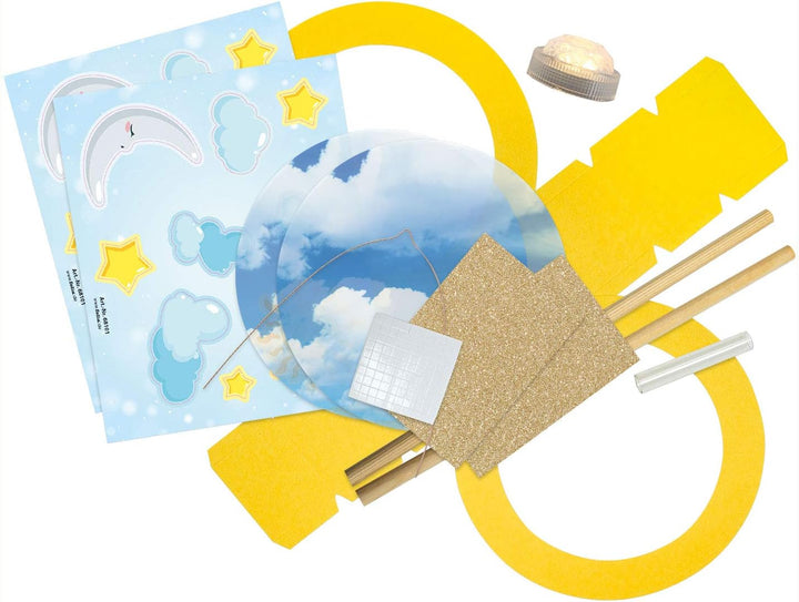 folia 68101 - Laternen - Bastelset, Sonne, Mond & Sterne, inklusive Laternenstab und LED-Licht, Sonn