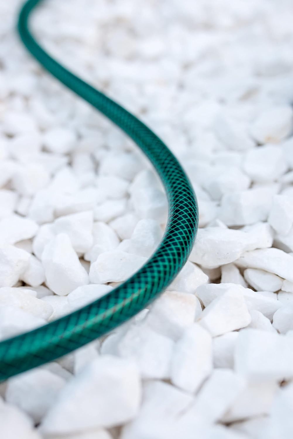 Cellfast Gartenschlauch ECONOMIC Elastisch und flexibel 3-lagiger Wasserschlauch aus Polyesterkreuzg