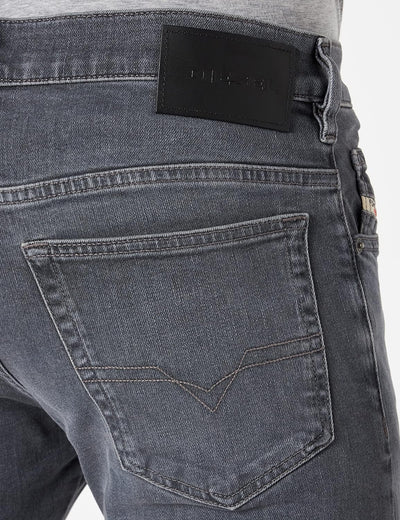 Diesel Herren D-yennox Jeans 26W / 32L 02-0elax, 26W / 32L 02-0elax