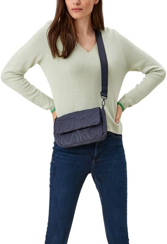 s.Oliver Damen 201.10.202.25.300.2111722 Tasche City Bag Dark Blue, Dark Blue