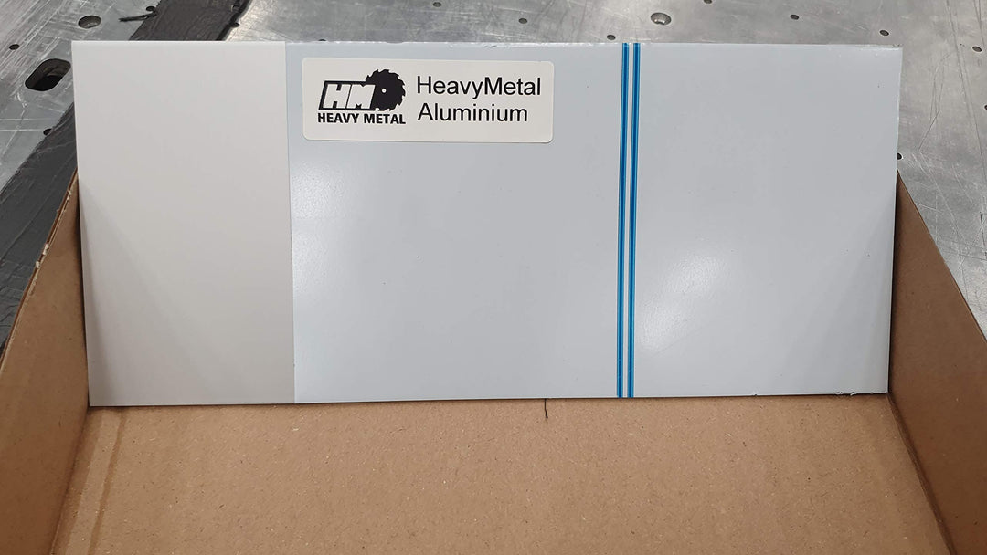 Aluminium Blechzuschnitt 3 mm stark 500 x 1000mm Alu Blech gewalzt EV1 eloxiert einseitig mit Schutz