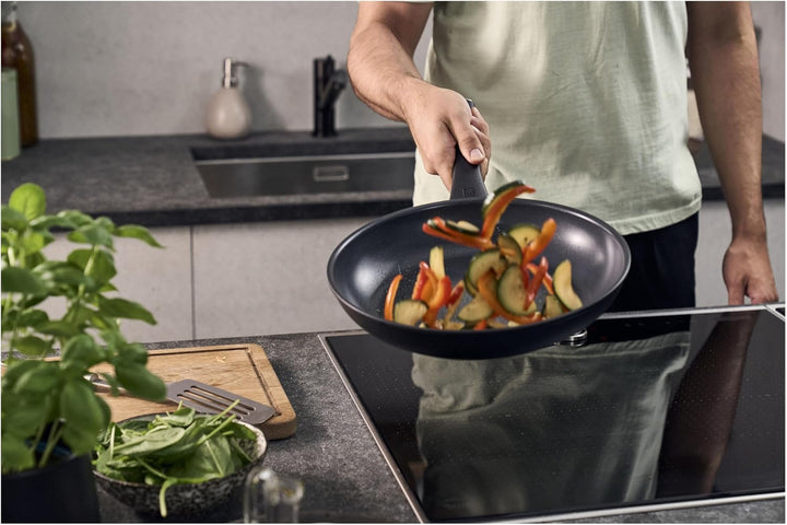 ZWILLING Madura Plus Bratpfanne 20 cm, Keramik-Antihaftbeschichtung, Kratzfest, Induktionsgeeignet,