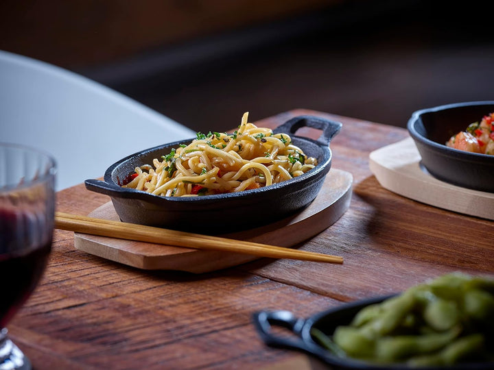 ECHTWERK Servierschalen Set aus Gusseisen, Servierpfännchen, Auflaufform mit Servierbrett, Grillpfan