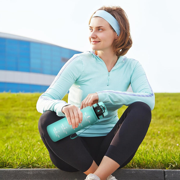 Wasserflasche 1L, Trinkflasche Kohlensäure Geeignet, Trinkflasche mit Filter, Auslaufsicher, Sport W