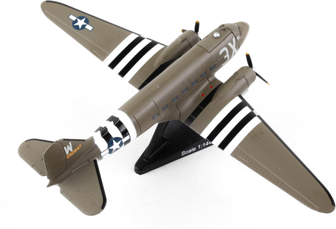 PS5558-4 Postage Stamp Douglas C-47 Skytrain That´s All Brother Scale 1/144