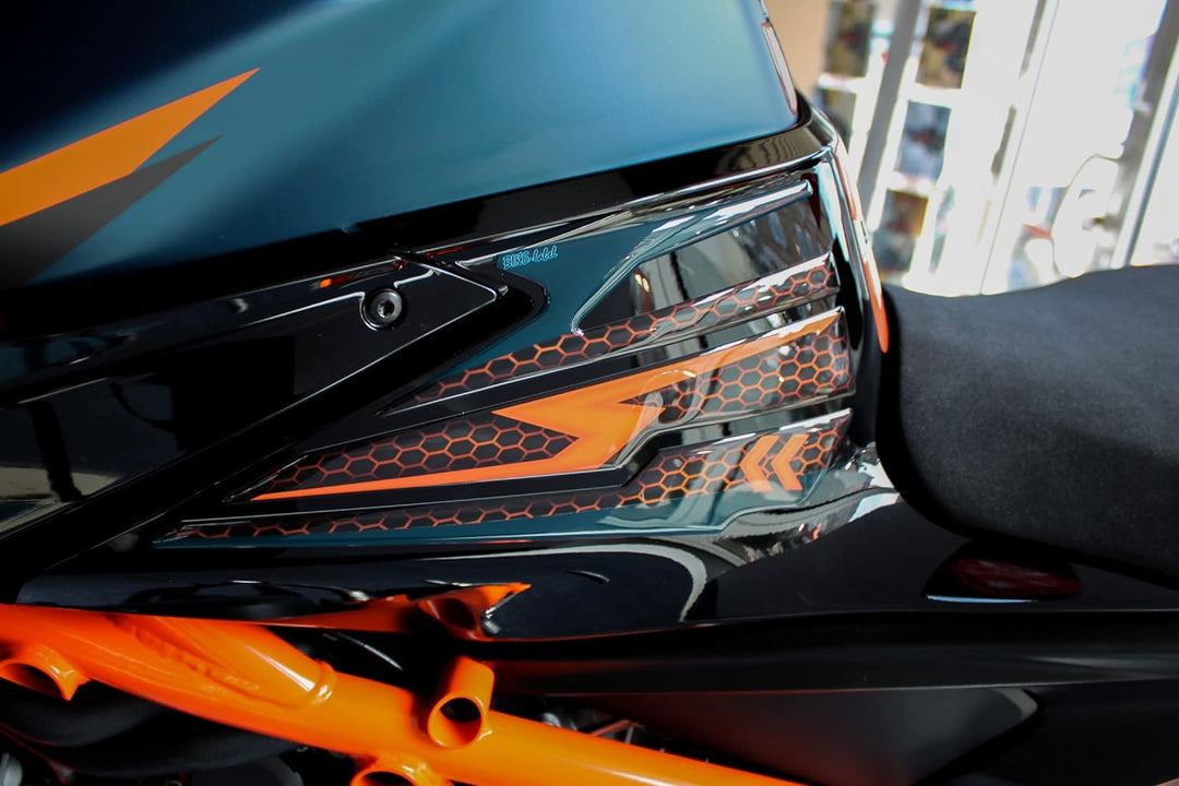 Tankpad Kniepad kompatibel für KTM 1290 Super Duke R Orange Blau X800474 Knee-Pad, Knee-Pad
