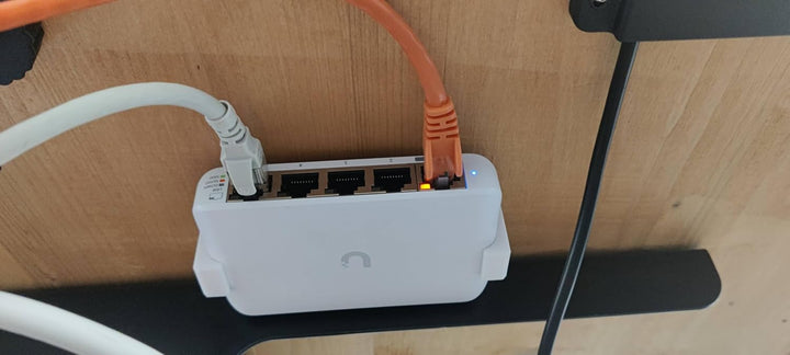 Fraos Halterung für Unifi Flex Mini - Schraubbefestigung und DIN-Schienenführung - Einfache und sich