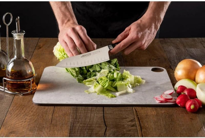 Arcos Opera - Rocking Santoku Messer - NITRUM geschmiedetem Edelstahl 190 mm - HandGriff POM Farbe S