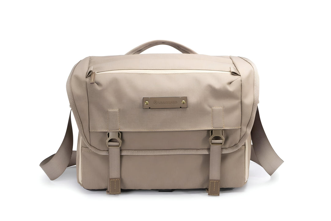 VEO RANGE 38 Schultertasche beige Beige Schultertasche VEO RANGE 38 BG, Beige Schultertasche VEO RAN