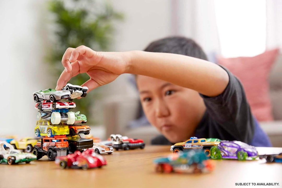 Hot Wheels Autos Set, 20er Pack, Verschiedene Modelle von Spielzeugautos, Massstab 1:64, mit realist