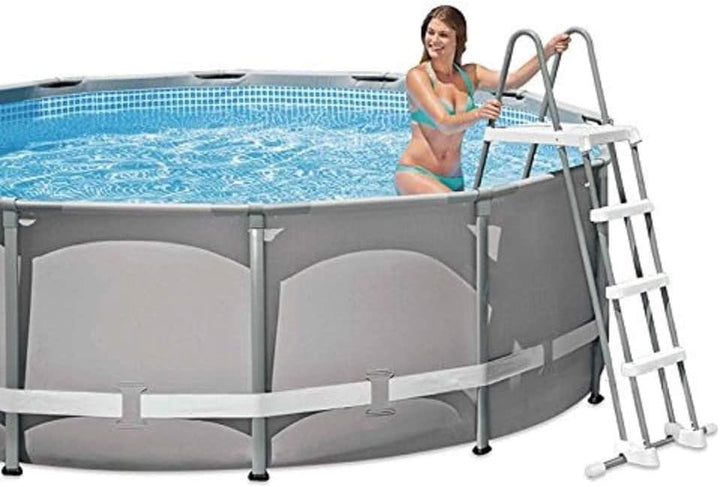 POOL LADDER WITH REMOVABLE STEPS for use