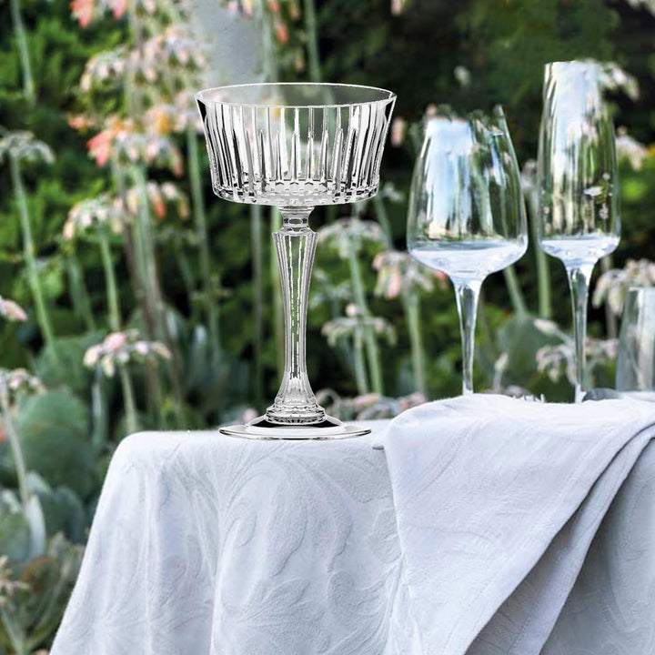 RCR Timeless Stielgläser, 6 Stück, elegantes Tafelservice, 100 % Made in Italy, Fassungsvermögen 26