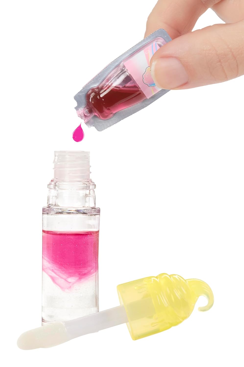 Yummiland Large Doll - Nia Candy Fluff - Enthält 1 Puppe, Duftenden Lipgloss zum Selbermachen, Anpas