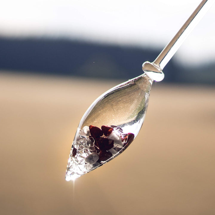 VitaJuwel FITNESS Edelsteinwasserset für Zuhause (Karaffe Era & Phiole) mit Roter Jaspis, Magnesit &