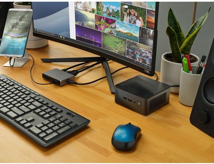 INTEL - NUC 12 Pro Kit NUC12WSHi7 UCFF Schwarz i7-1260P