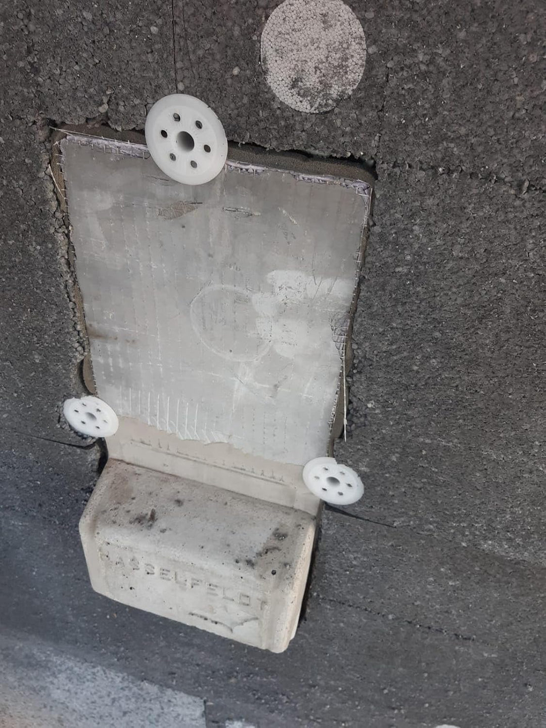 Fledermaus Ganzjahres Fassadenkasten Unterputz mit Haubenblende | Fledermausquartier |Fledermauswoch