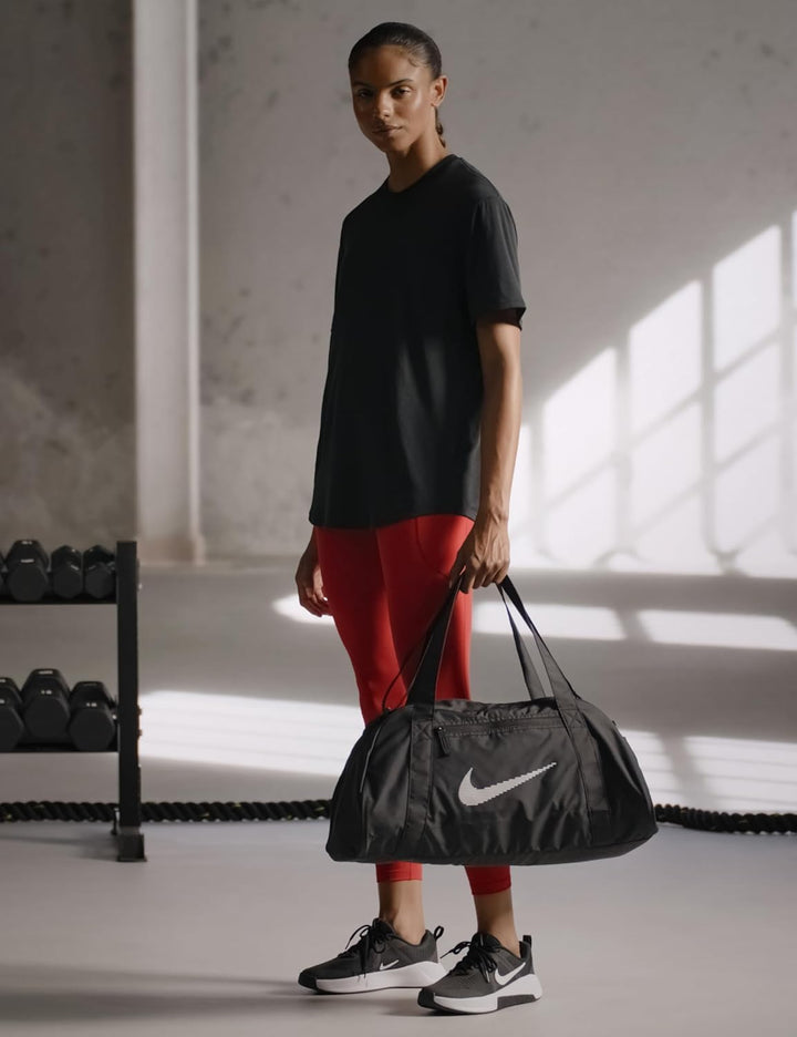 Nike Gym Club Sporttasche (24 l), DR6974 Black/Black/White Einheitsgrösse, Black/Black/White Einheit