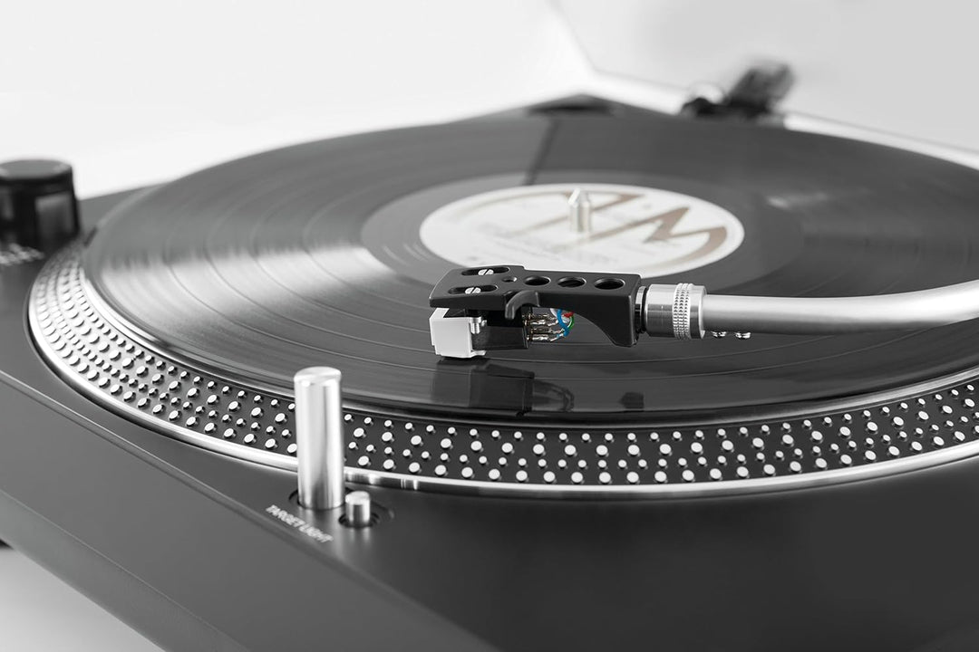 TechniSat TECHNIPLAYER LP 300 - Profi-USB-DJ-Plattenspieler (mit Scratch-Funktion und Digitalisierun