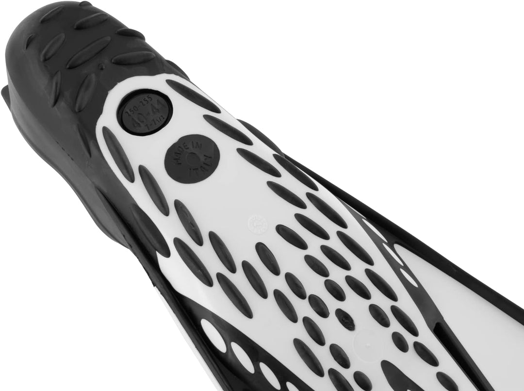 Seac Azzurra, Schnorchelflossen für Erwachsene und Kinder, geschlossenes Fussteil aus weichem Gummi,