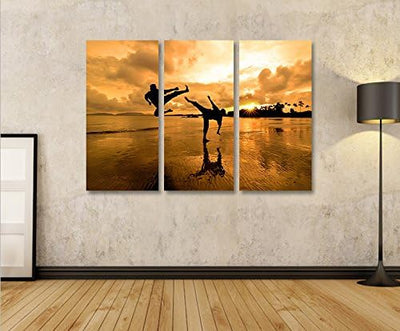 islandburner Bild Bilder auf Leinwand Kung Fu am Strand Kampfsport 3p XXL Poster Leinwandbild Wandbi