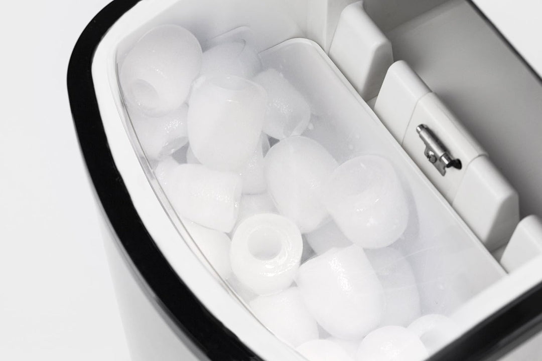 CASO IceMaster Ecostyle-Design Eiswürfelbereiter, Produziert bis zu 12 kg Eiswürfel in 24 Stunden, E