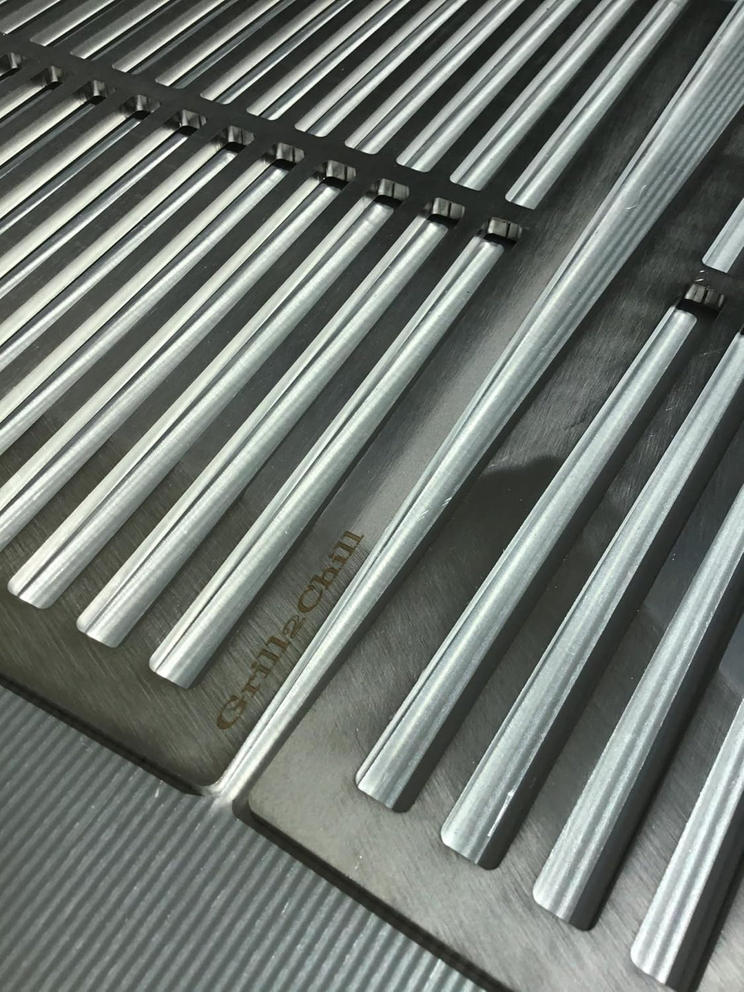 Grillrost Edelstahl V2A Ersatzrost passt für Grills Napoleon Rogue Serie 425 Rogue 425, Rogue 425 RS