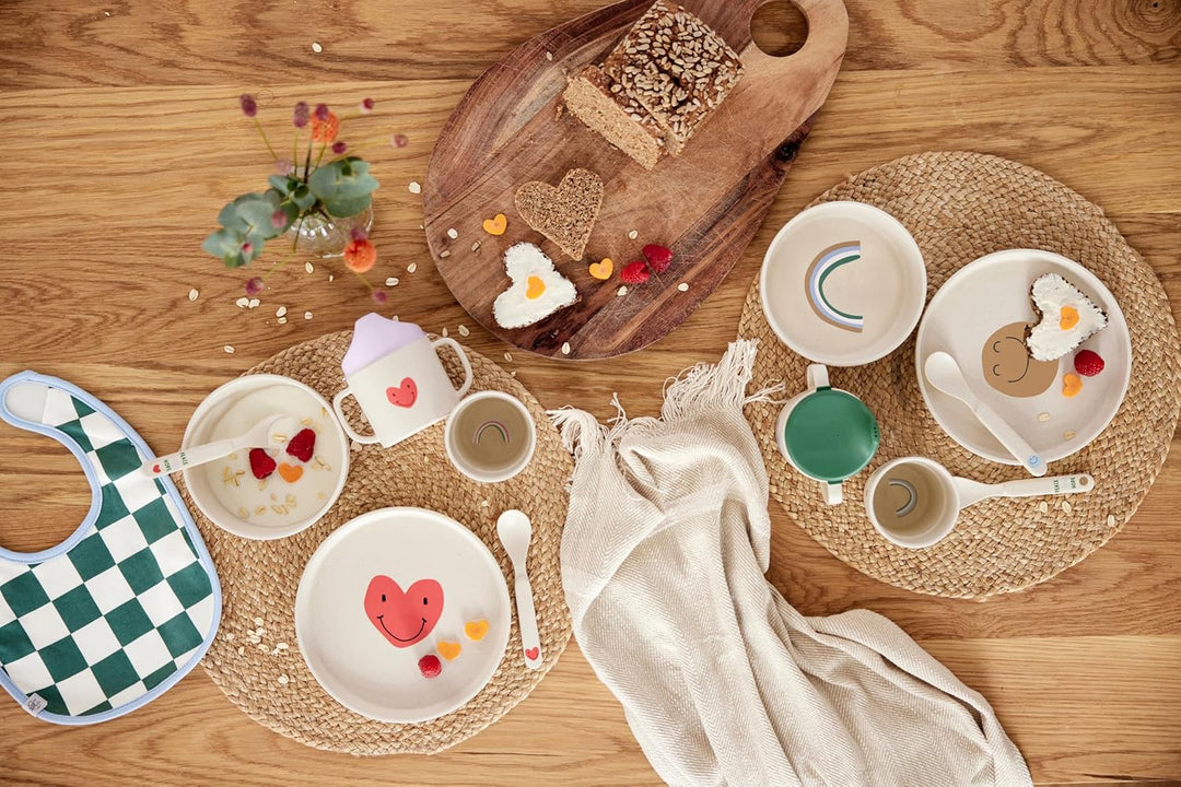 LÄSSIG Kindergeschirr Set (Teller, Becher, Schälchen, Löffel) BPA-frei, für Spülmaschine und Mikrowe