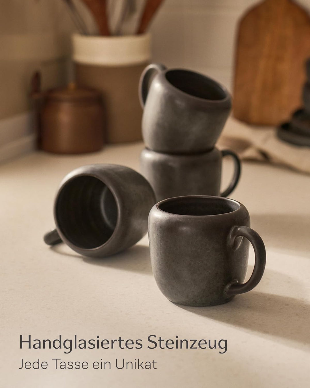 Cosumy 4er Kaffeetassen Set Schwarz – 350 ml Kaffeebecher – Dickwandiges Steingut Geschirr, das Lang
