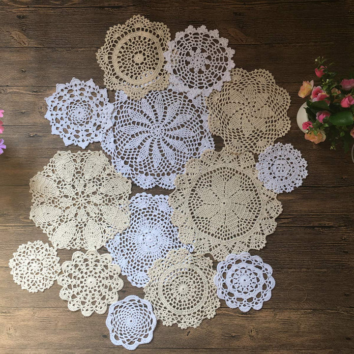 MINDPLUS Set mit 14 Handgehäkelten Deckchen Baumwolle Gehäkelte Spitzen Deckchen Tischset 10-25 cm R