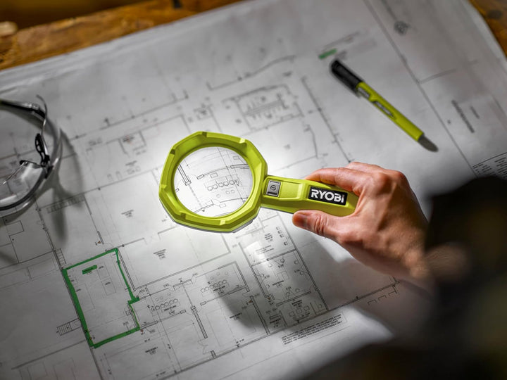 RYOBI 4 V USB-LITHIUM Akku-Lupenleuchte RML4-120G, 240 Lumen, inkl. 1 x 4 V 2,0 Ah Lithium Akku und
