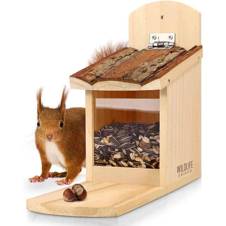 WILDLIFE FRIEND I Eichhörnchen Futterhaus stabil aus Massivholz mit Rindendach - Wetterfest, Futters
