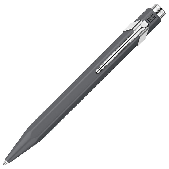 Caran d'Ache Kugelschreiber 849 Classic Line Grau lackiert Strichstärke: M, Schriftfarbe: Blau, Läng