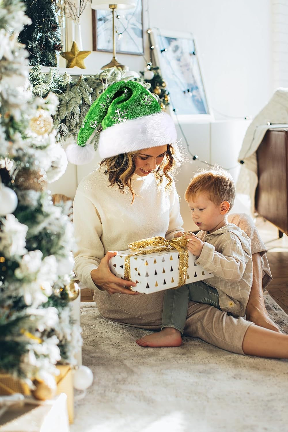Weihnachtsmütze für Erwachsene, Deluxe Velours Nikolausmütze mit Soft Liner, Plüschkrempe Weihnachts