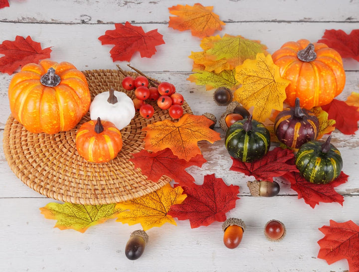 Miaikoe 162 Pcs Herbst Künstliche Ahornblätter, Ernst Kürbisse, Eicheln, Kiefernzapfen und Orange Be