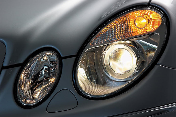 HELLA 1DL 007 988-211 Bi-Xenon/Halogen-Hauptscheinwerfer - links - für u.a. Mercedes-Benz Clk (C209)