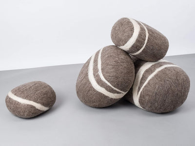 Alwin - Filz Kieselstein, Meditationskissen, Yogakissen, Dekokissen, Pouf, hellbraun rund - Grösse S