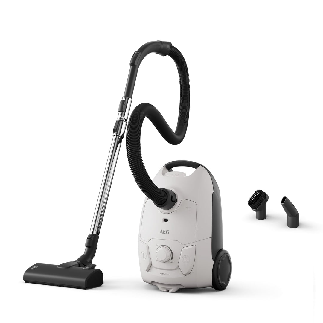 AEG CLEAN 5000 AB51C1SW Staubsauger mit Beutel / hohe Saugleistung / 37 % Recyclingkunststoff / AllF