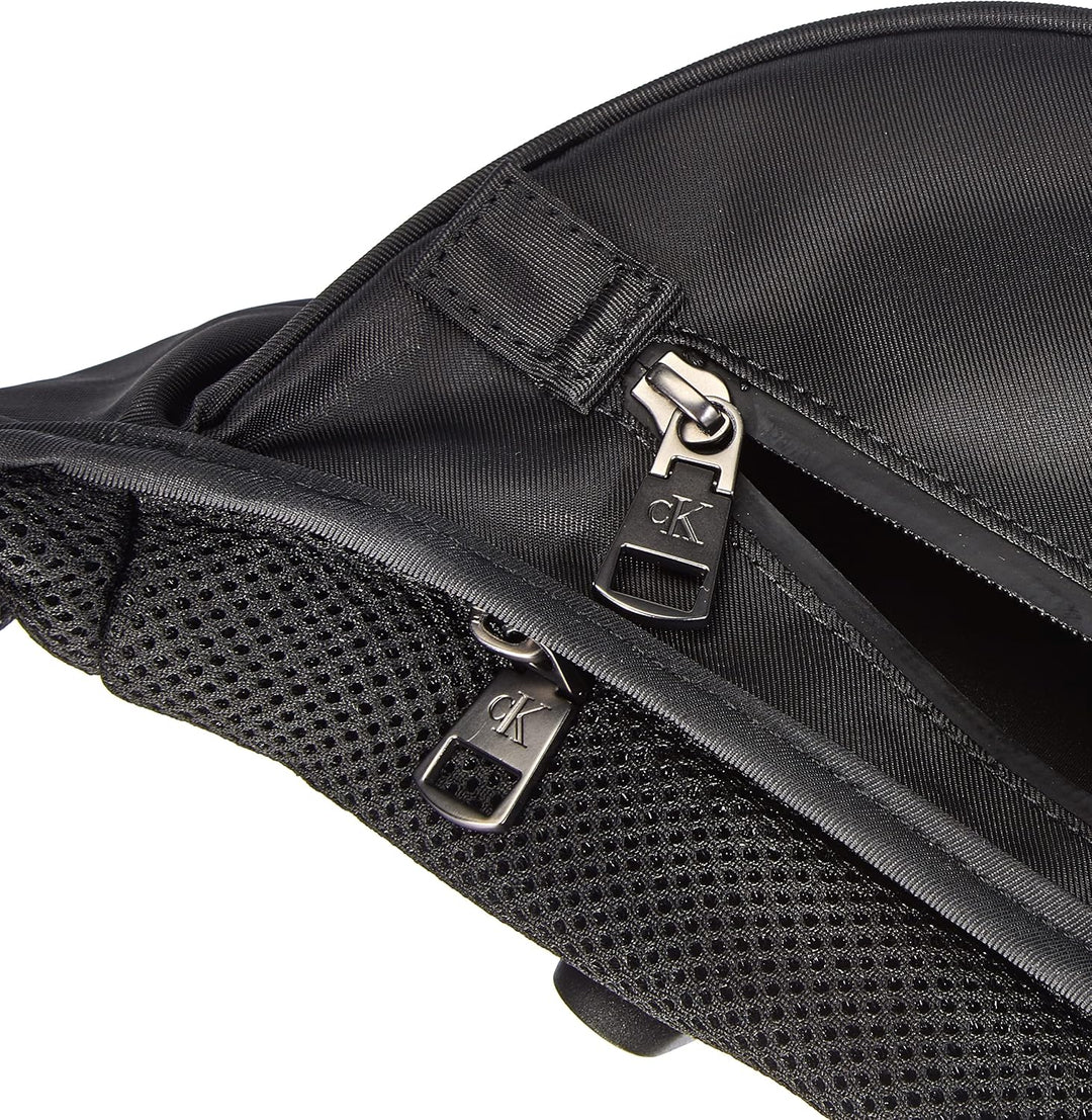 Calvin Klein Jeans Herren Umhängetasche Ultralight Sling Klein Jeans, Schwarz (Black), Einheitsgröss