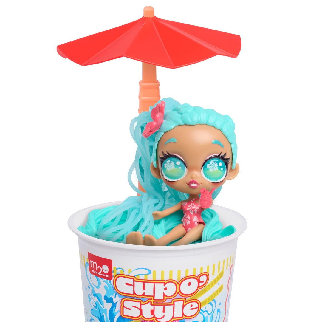 Just Play Made 2 Order Cup O’ Style, 10,2 cm kleine Sammelpuppe und Zubehör, 10-teilig, Kinderspielz