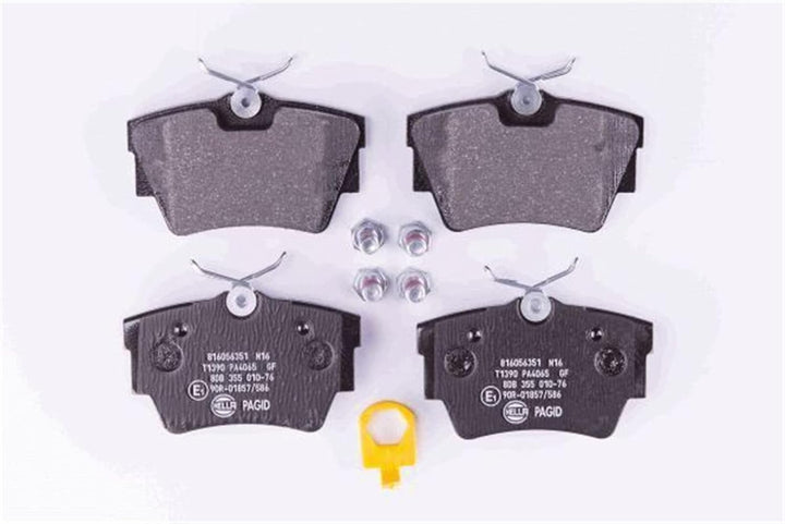 HELLA PAGID 8DB 355 010-761 Bremsbelagsatz - T1390 - Dicke/Stärke: 17mm - Bremssystem: Lucas - inkl.