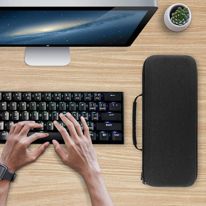 Geekria Shield 60% kompakte Tastaturhülle, Hartschale, Reisetragetasche für 61 Tasten, kompakt, mech
