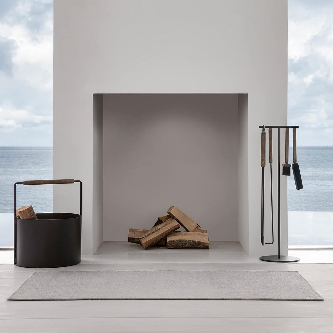 blomus Holzkorb ASHI | Feuerholzkorb mit Griff in Braun | 37L x 35B x 45H cm | Karminkorb aus pulver