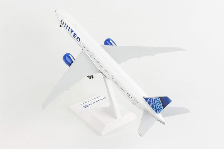 SKR1054 Boeing 777-300ER United Airlines NL 2019 N2749U Scale 1/200 Modern 1/200, Modern 1/200