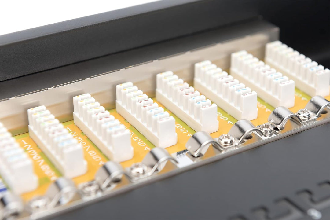 DIGITUS Patchpanel - 19-Zoll - Cat-6 - 16-Port RJ45 - Geschirmt - LSA Patch-Feld - Rack-Montage 1HE