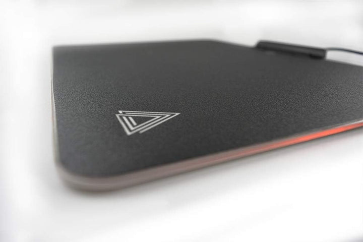 Lexip B5 Gaming Mauspad - RGB starres Mousepad - Farben Einstellung Touch - Reibungsarme Oberfläche