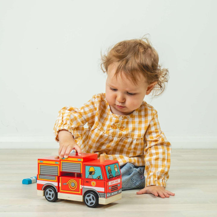 Bigjigs Toys Stapel-Feuerwehrauto