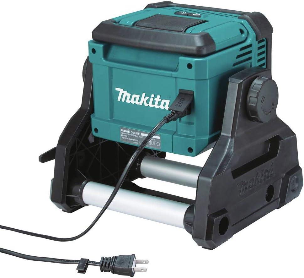 Makita DML811/1 110V / 14,4V / 18V Li-ion LXT Arbeitsleuchte - Batterien und Ladegerät nicht im Lief