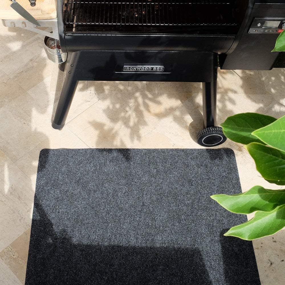 LILENO HOME Grill u. BBQ Matte 100 x 120 cm (Anthrazit) - als perfekte bodenschutz Unterlage für Gas