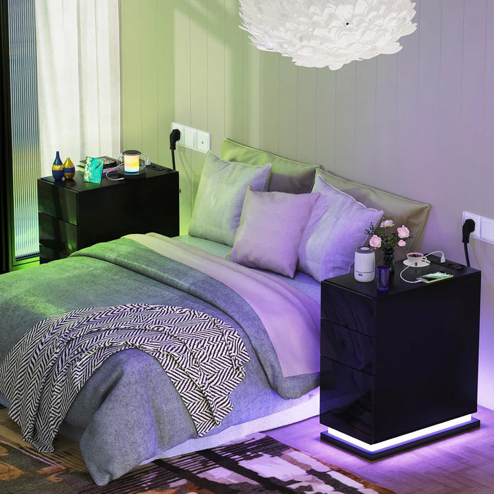 PIPIPOXER Nachttisch LED mit Steckdose & USB, Schwarz Hochglanz 16-Farben RGB-Licht, Schmal mit 3 Sc