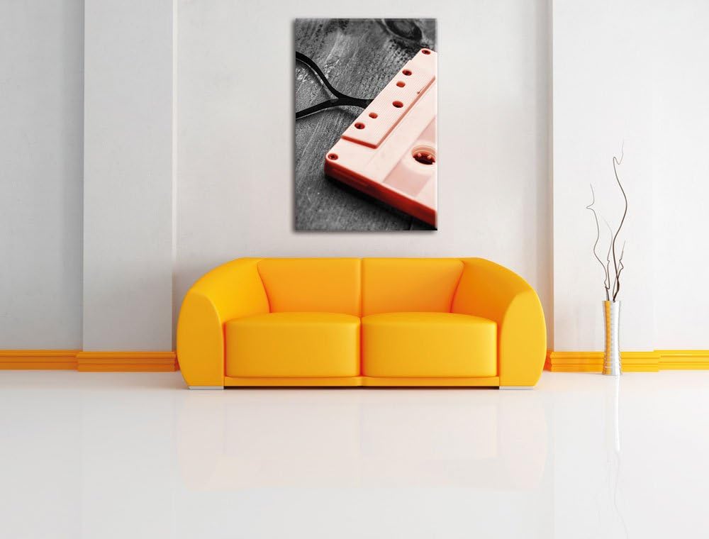 Pixxprint Retro Kasette mit Herz schwarz/weiss, Format: 80x120 auf hochkantiges Leinwand, XXL riesig